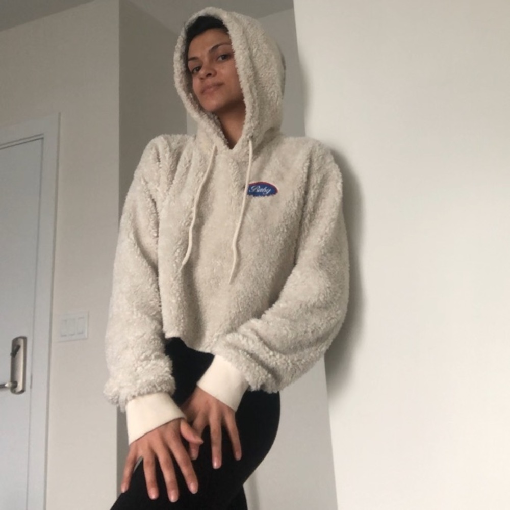 Forever 21 White/Cream Fuzzy Pullover Hoodie Small